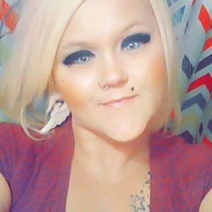 Meet your Posher, Carly